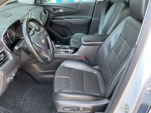 Used 2023 Chevrolet Equinox Premier AWD/4WD image 11