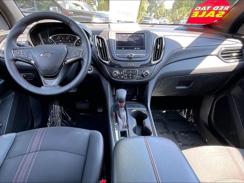 Used 2023 Chevrolet Equinox RS FWD image 15