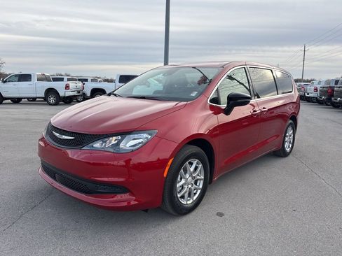 New 2026 Chrysler Voyager LX FWD image 7