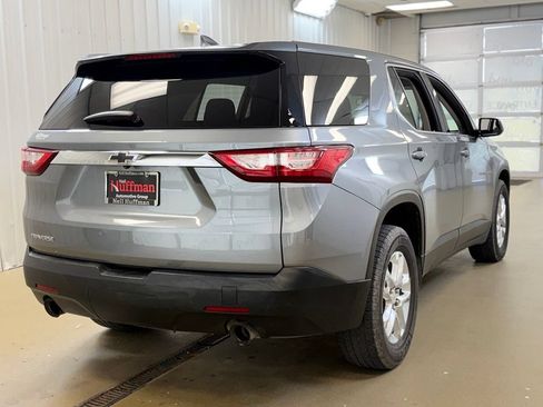 Used 2019 Chevrolet Traverse LS FWD image 5