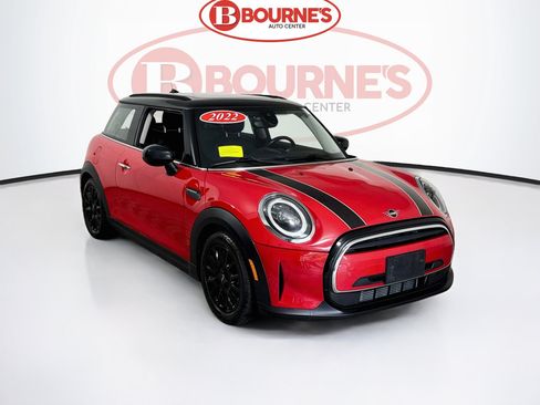 Used 2022 MINI Cooper 2-Door Hardtop FWD image 1