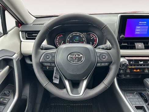 New 2025 Toyota RAV4 XLE image 14