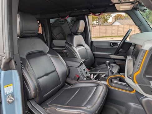Used 2023 Ford Bronco Badlands image 25