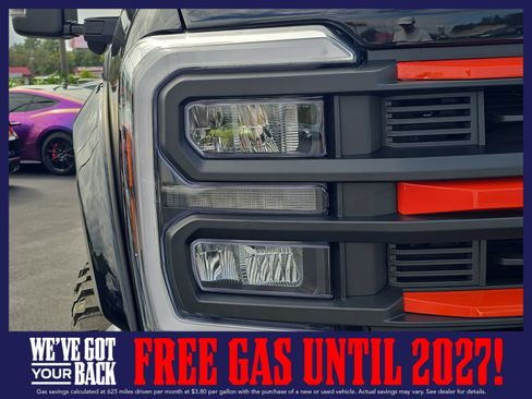New 2026 Ford F250 Lariat w/ Black Appearance Package AWD/4WD image 9