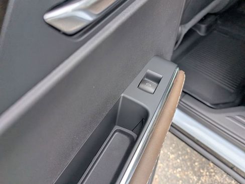 New 2026 GMC Acadia Denali Ultimate w/ LPO, Floor Liner Package image 11