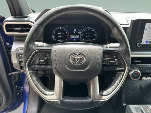 Used 2024 Toyota Tacoma TRD Off-Road AWD/4WD image 12