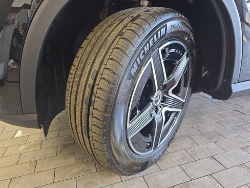 New 2026 Mercedes-Benz GLC 300 image 34