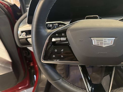 New 2025 Cadillac Lyriq Luxury image 29