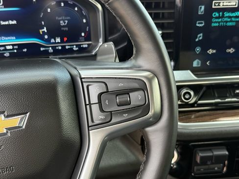 Used 2025 Chevrolet Silverado 1500 LT w/ LPO, Dark Essentials Package AWD/4WD image 18