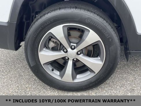 Used 2022 Jeep Cherokee Limited image 9