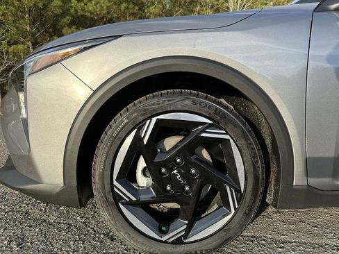 New 2025 Kia K4 EX image 18