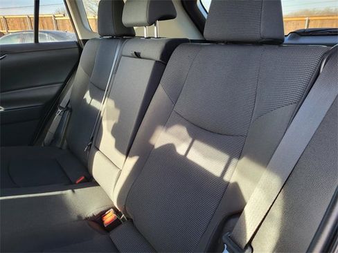 Used 2019 Toyota RAV4 LE w/ Carpet Mat Package image 12
