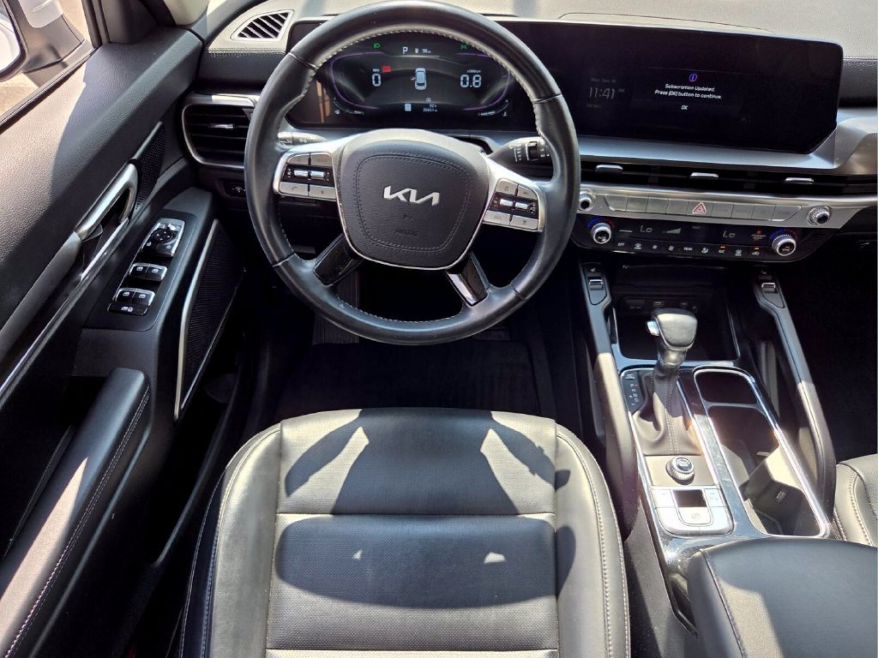Used 2024 Kia Telluride S w/ S Sunroof Package FWD image 12