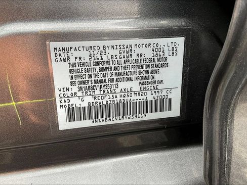 Used 2024 Nissan Sentra SV FWD image 22