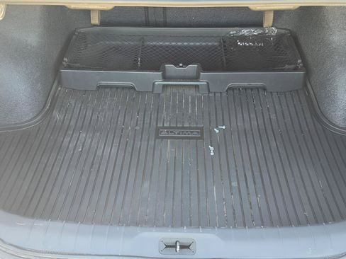 Used 2022 Nissan Altima 2.5 SR FWD image 27