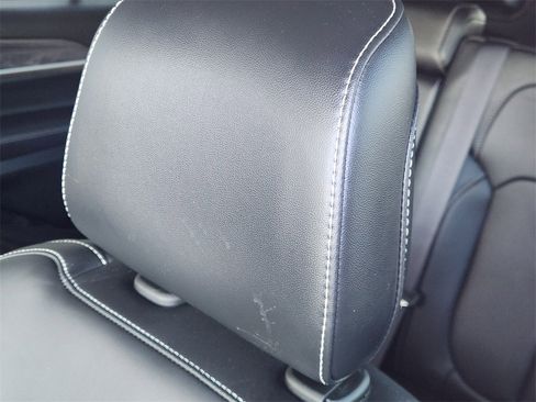 Used 2023 Jeep Grand Cherokee L Limited image 24