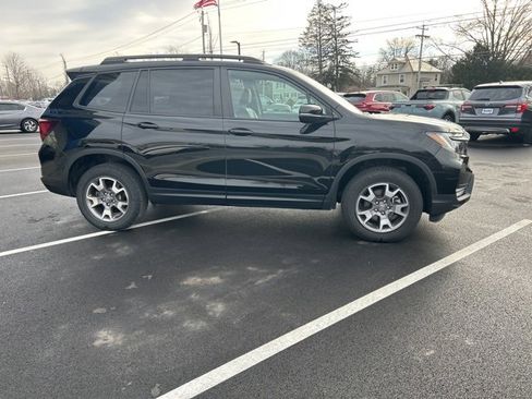 Certified 2023 Honda Passport TrailSport image 5