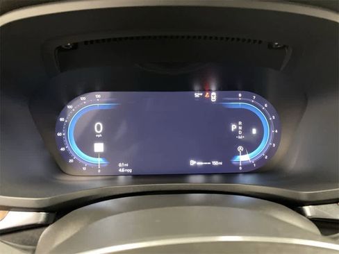 Used 2024 Volvo S60 B5 Plus image 28