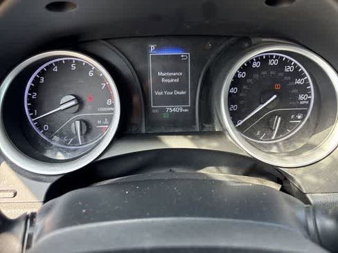 Used 2023 Toyota Camry LE w/ Convenience Package FWD image 15