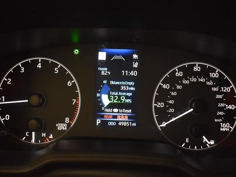 Used 2024 Toyota Corolla Cross LE AWD/4WD image 25