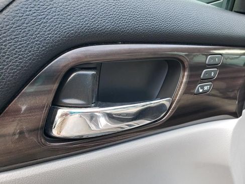 Used 2016 Honda Accord Touring image 18