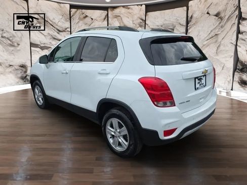 Used 2017 Chevrolet Trax LT w/ Driver Confidence Package AWD/4WD image 7