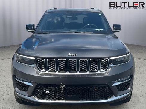 Used 2022 Jeep Grand Cherokee Summit AWD/4WD image 9