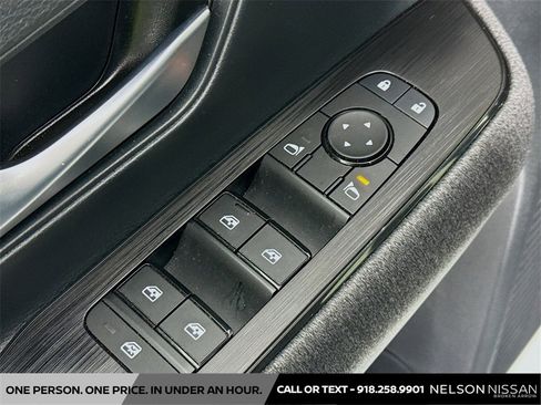 Certified 2025 Nissan Kicks SV image 16