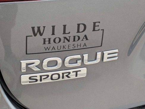 Used 2019 Nissan Rogue Sport S AWD/4WD image 11