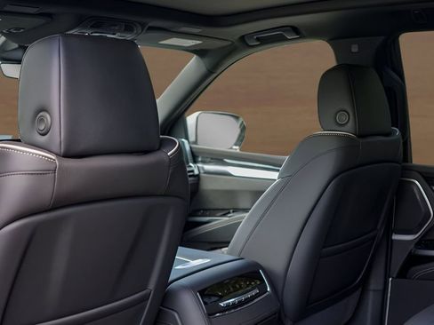 New 2026 Cadillac Escalade Sport w/ Touring Package image 19