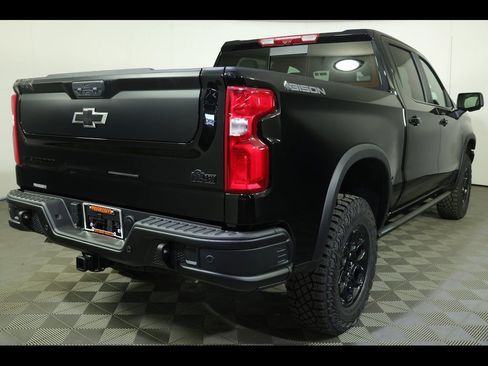 New 2026 Chevrolet Silverado 1500 ZR2 w/ ZR2 Bison Edition image 18