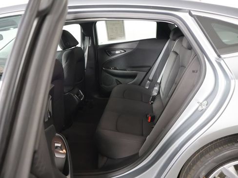 Used 2023 Chevrolet Malibu LT FWD image 28