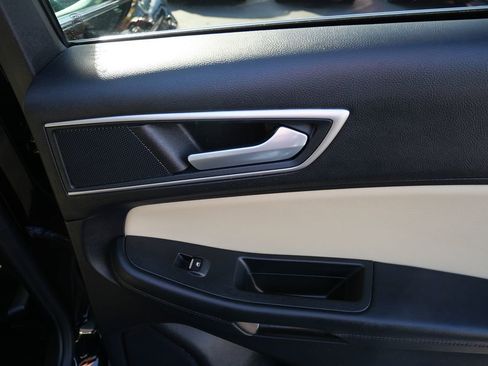 Used 2021 Ford Edge SEL w/ Cargo Accessory Package image 29