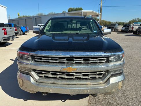 Used 2018 Chevrolet Silverado 1500 LTZ w/ Texas Edition AWD/4WD image 17