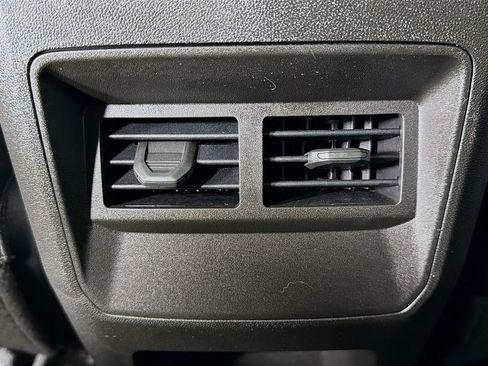 Used 2025 Chevrolet Colorado Trail Boss AWD/4WD image 21