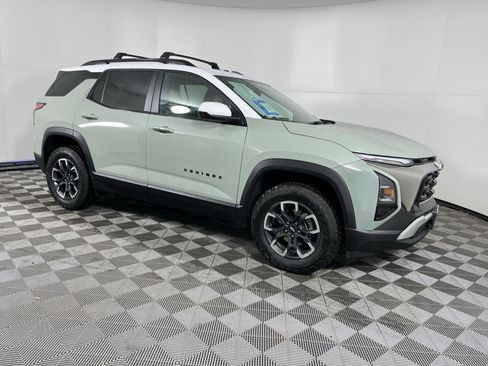 Used 2025 Chevrolet Equinox ACTIV w/ Convenience Package III image 7