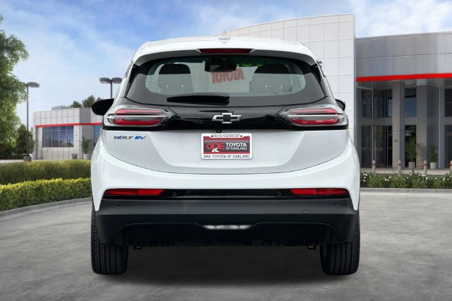 Used 2023 Chevrolet Bolt LT w/ Driver Confidence Package FWD image 5