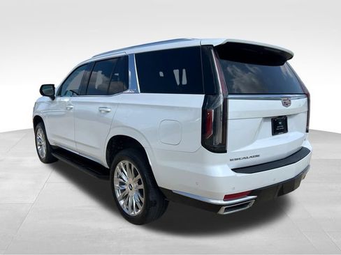 Certified 2022 Cadillac Escalade Premium Luxury AWD/4WD image 6