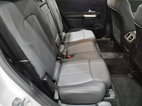 Used 2026 Mercedes-Benz GLB 250 image 20