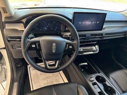 Used 2023 Lincoln Corsair AWD w/ Equipment Group 101A image 14