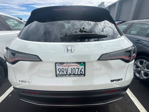 Used 2025 Honda HR-V Sport image 6
