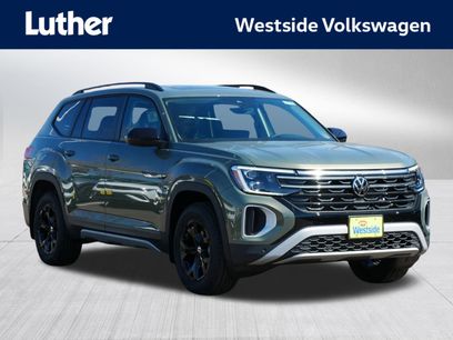 New 2025 Volkswagen Atlas Peak Edition SE