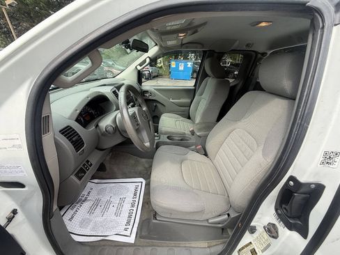 Used 2015 Nissan Frontier S RWD image 10