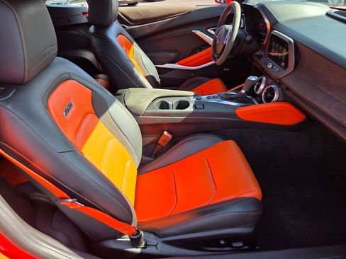 Used 2018 Chevrolet Camaro SS w/ Hot Wheels Edition RWD image 18