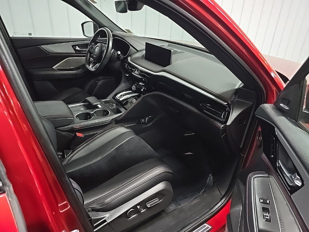 Used 2022 Acura MDX Type S AWD/4WD image 16