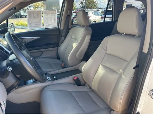 Used 2017 Honda Pilot EX-L image 16