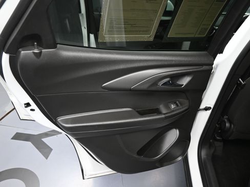 Certified 2024 Chevrolet TrailBlazer LT image 16