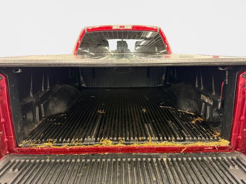 Used 2013 Ford F150 XLT w/ Mid Equipment Group AWD/4WD image 19