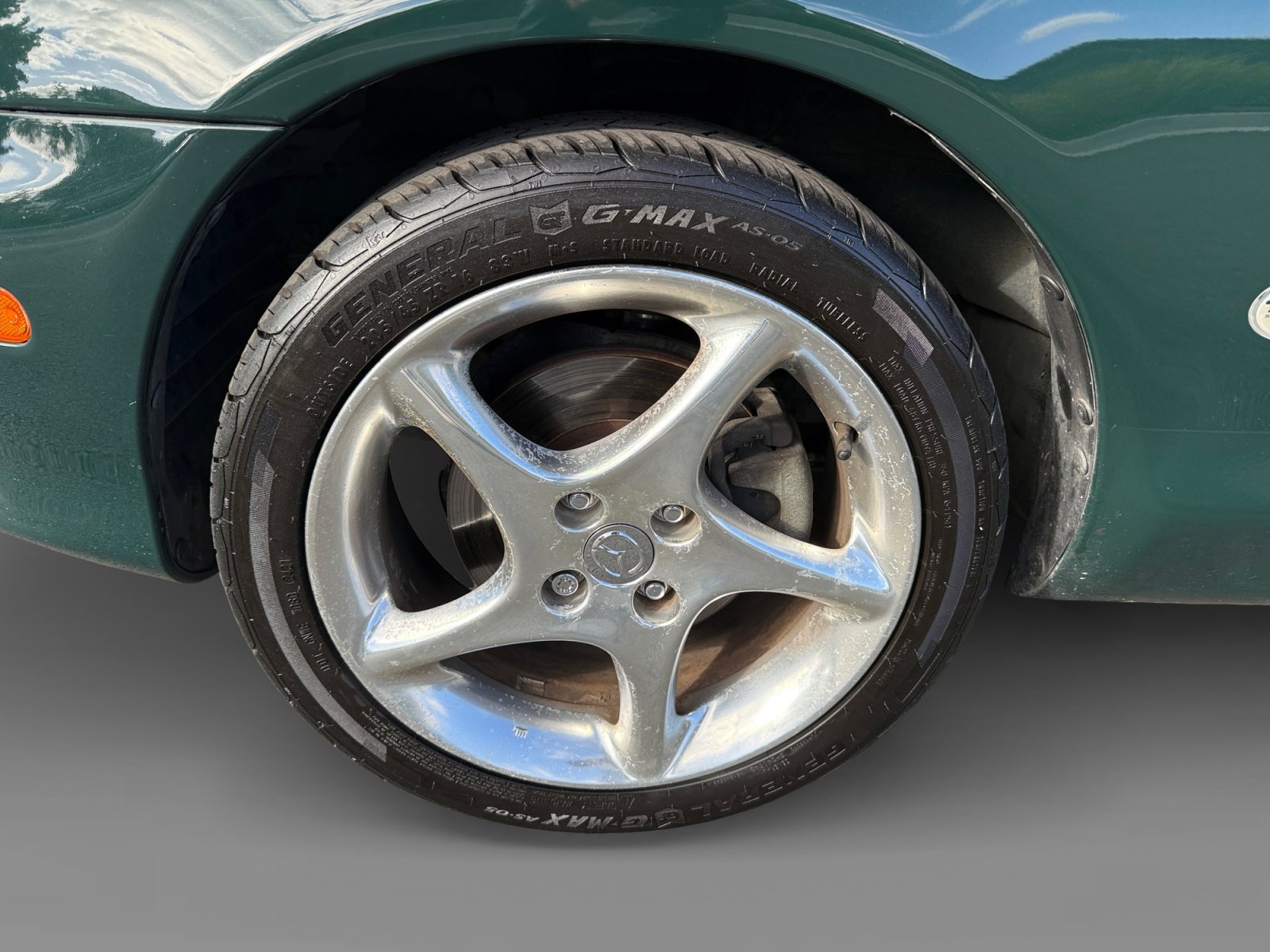 Used 2001 MAZDA MX-5 Miata RWD image 9