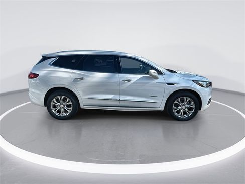 Used 2020 Buick Enclave Avenir w/ Avenir Technology Package image 9